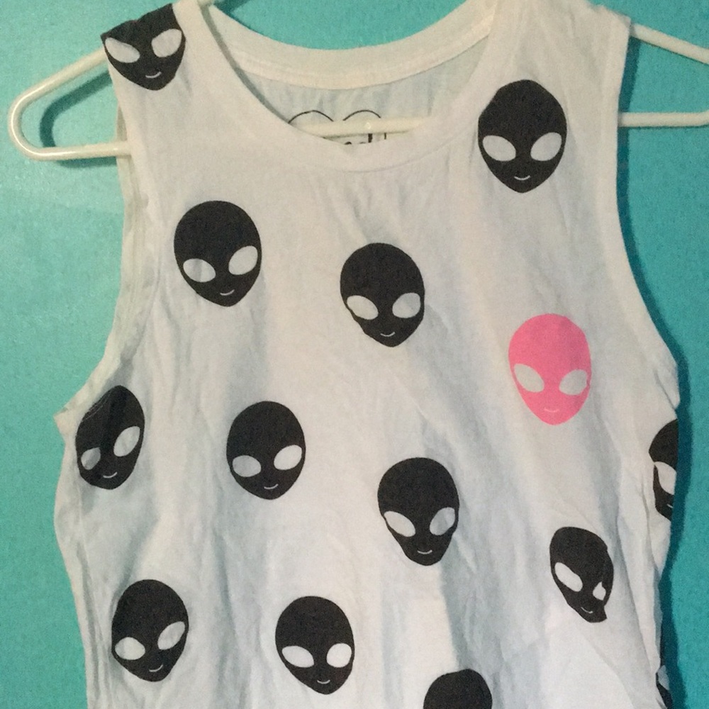 ALEIN BABE MUSCLE TEE FROM dElia*s SALE